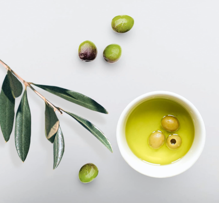 Eco Style Gel Olive Oil Styling Gel - Adds Shine and Tames Split Ends - Delivers Moisture to the Scalp - Nourishes And Repairs - Provides Weightless and Superior Hold - Ideal for all Hair - 80 oz